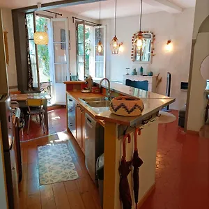 La Vie De Boheme Apartment